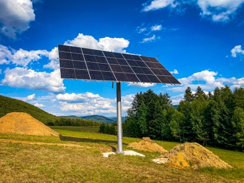 Tracker DEGER D60H – 8.8 kW